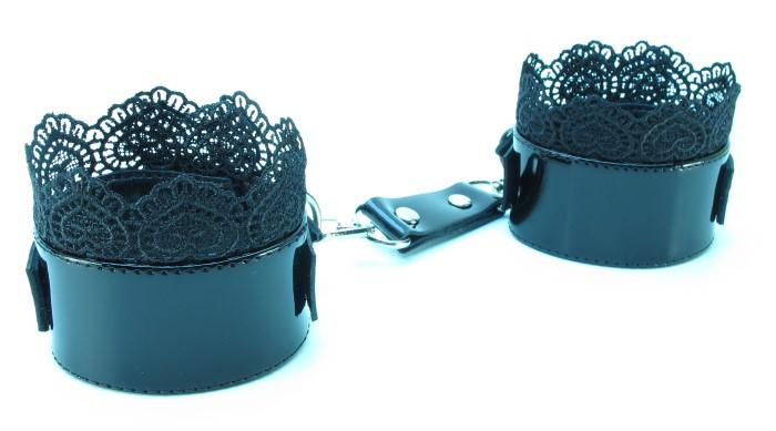 Изысканные наручники с кружевом Black BDSM Light 810005ars